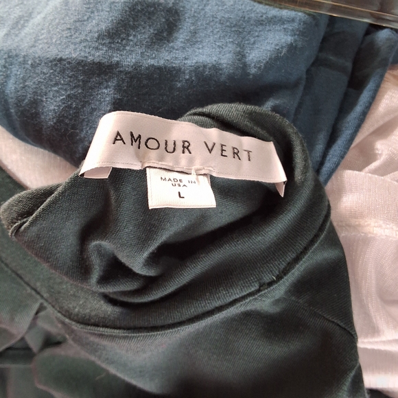 Amour Vert Large Green Long Sleeve Top - Picture 5 of 5